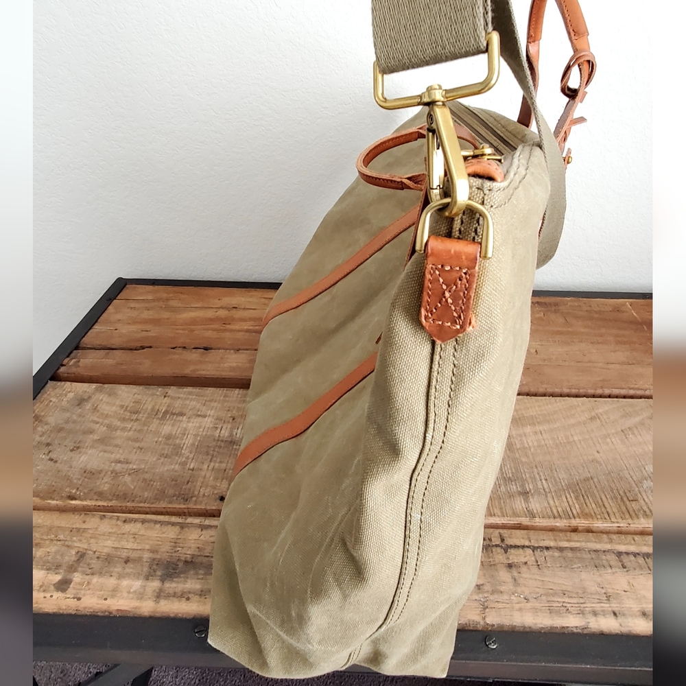 Madewell Essential Weekender Washed Canvas Bag, Army Gr./Brown Leather, EUC - Picture 12 of 15